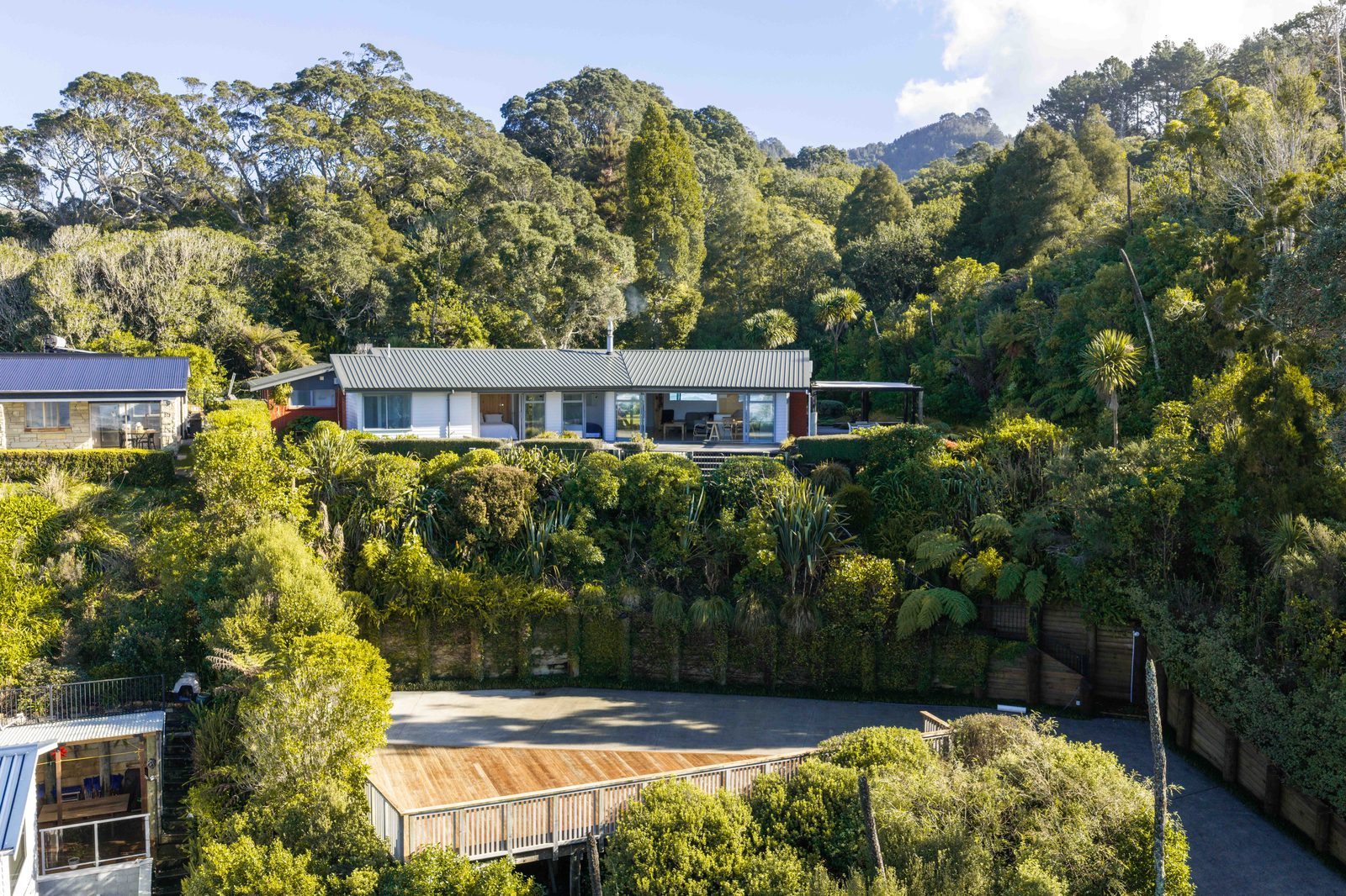 Property view at 2 West Street, photograph 16.